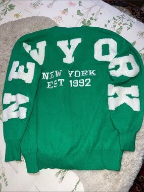 Green Crewneck Sweater with White 'New York EST 1992' Appliqué